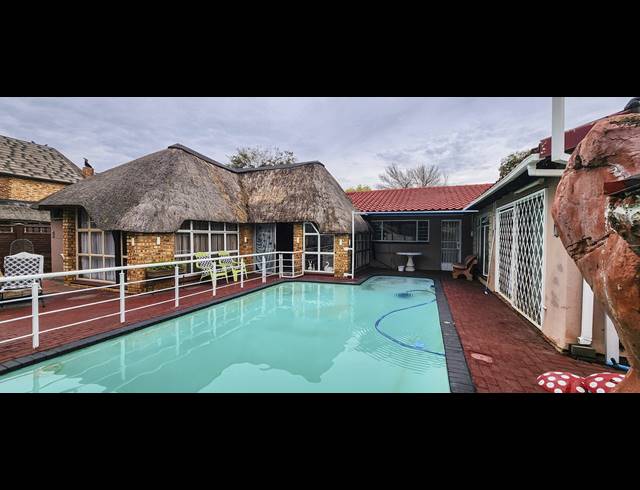 3 BEDROOM HOUSE FOR SALE IN VAALPARK